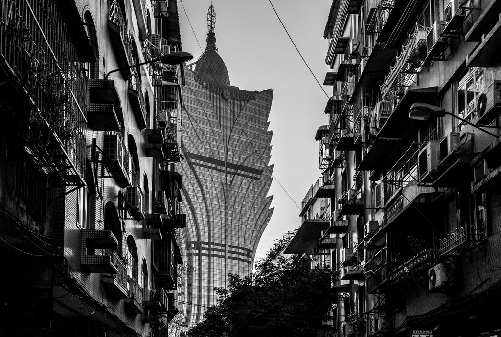 【第二版】写真集｜山形宗次郎 第二作品集｜「マカオの光と影 - Macau : Light & Shadow A4判64P フルカラー